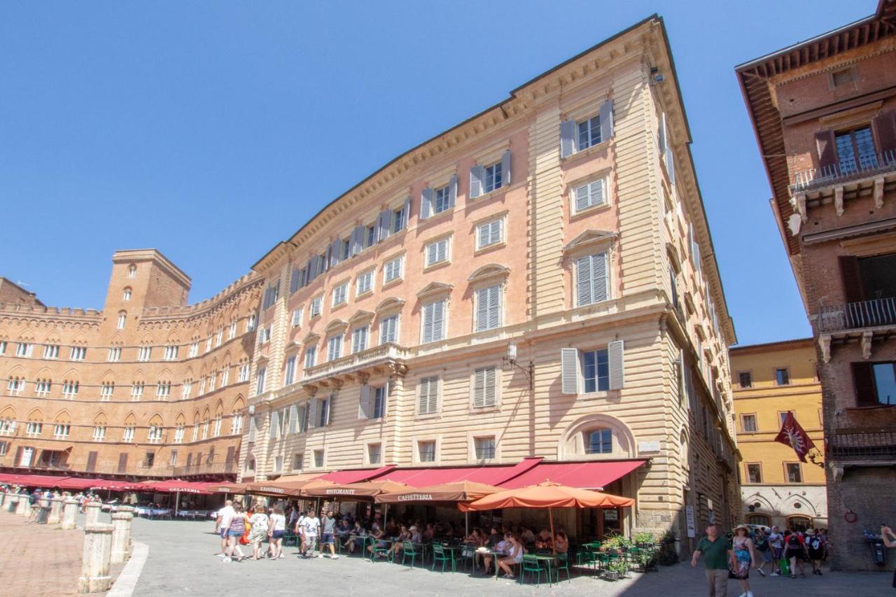 Appartamento Palazzo Chigi Zondadari Siena Esterno foto